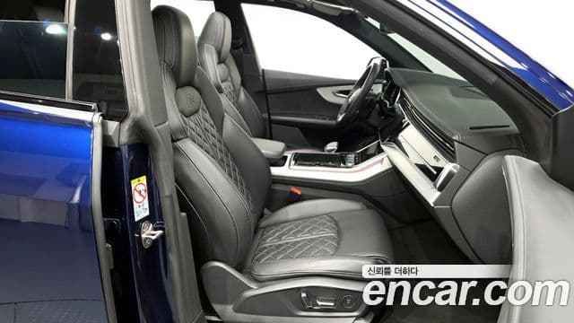 Audi Q7 2022 — ფოტო 11/20