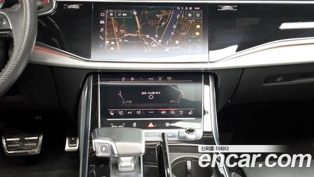 Audi Q7 2022 — ფოტო 14/20