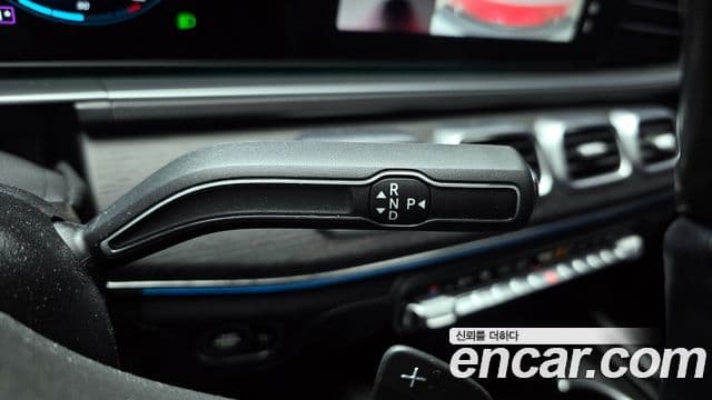 Mercedes-Benz GLS-Class 2022 — Photo 4/20