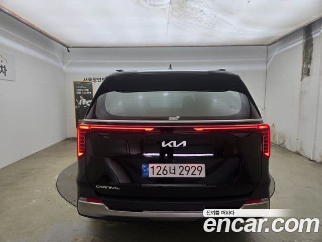 Kia Carnival 2024 — ფოტო 3/19
