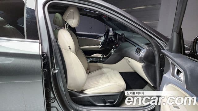 Genesis G70 2021 — Photo 9/20