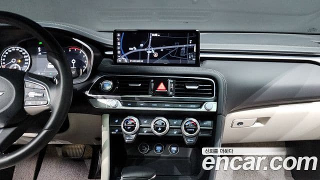 Genesis G70 2021 — Photo 19/20