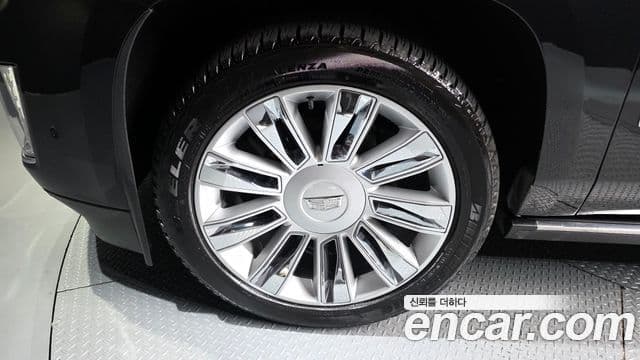 Cadillac Escalade 2019 — Şəkil 4/20