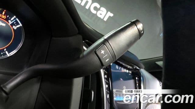 Cadillac Escalade 2019 — Şəkil 7/20