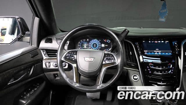 Cadillac Escalade 2019 — Şəkil 13/20