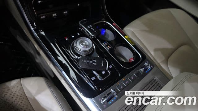 Kia Carnival 2022 — Şəkil 9/20