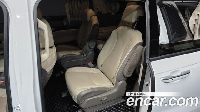 Kia Carnival 2022 — Şəkil 11/20