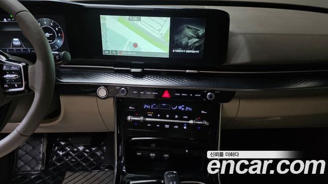 Kia Carnival 2022 — Şəkil 16/20