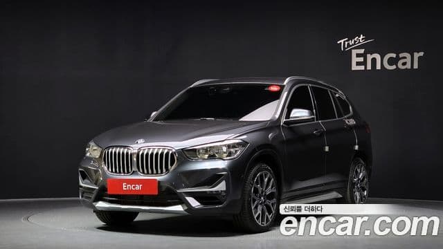 BMW X1 2022 — Фото 1/20