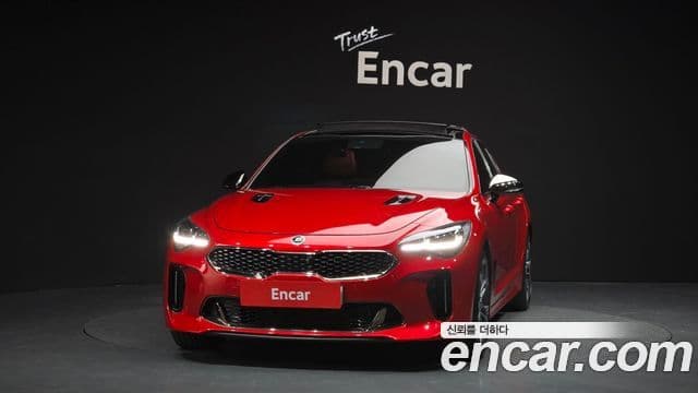 Kia Stinger 2019 — Фото 9/20