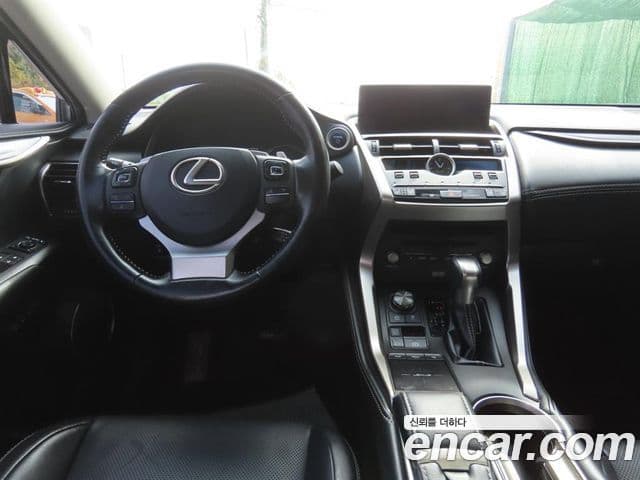 Lexus NX300 2018 — Şəkil 4/20
