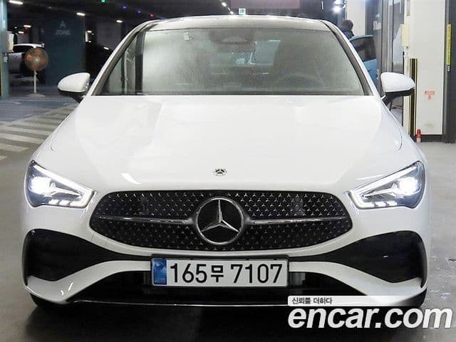 Mercedes-Benz CLA-Class 2025 — Фото 1/20