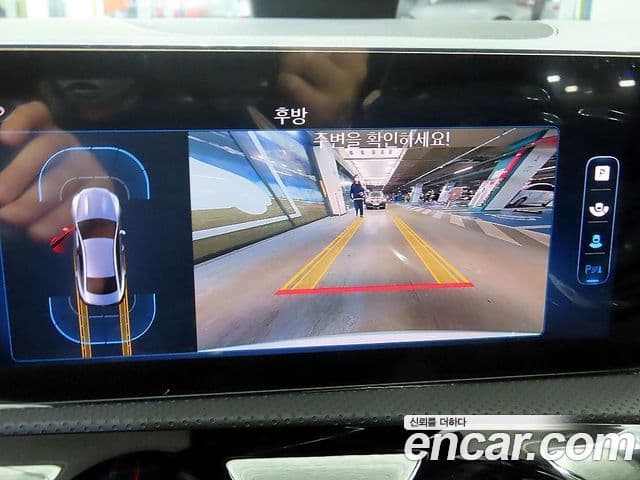 Mercedes-Benz CLA-Class 2025 — Фото 15/20