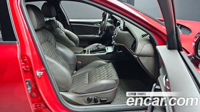 Kia Stinger 2021 — ფოტო 10/20