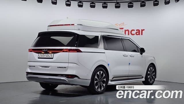Kia Carnival 2023 — Фото 2/20