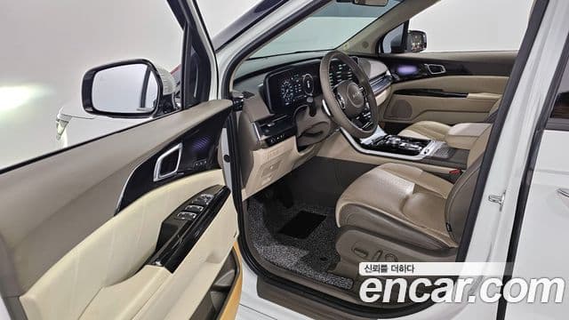 Kia Carnival 2023 — Фото 10/20