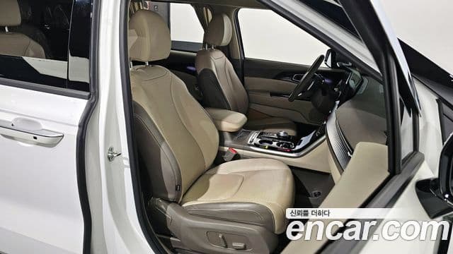 Kia Carnival 2023 — Фото 12/20