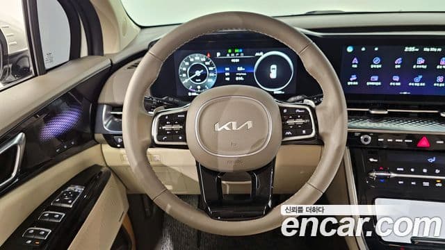Kia Carnival 2023 — Фото 13/20