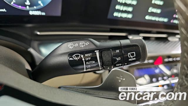 Kia Carnival 2023 — Фото 16/20