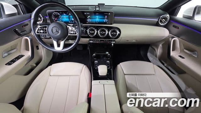 Mercedes-Benz A-Class 2020 — Фото 7/20