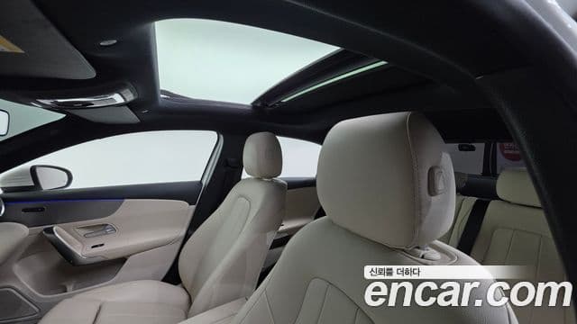 Mercedes-Benz A-Class 2020 — Фото 17/20