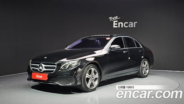 Mercedes-Benz E-Class 2019 — ფოტო 4/20