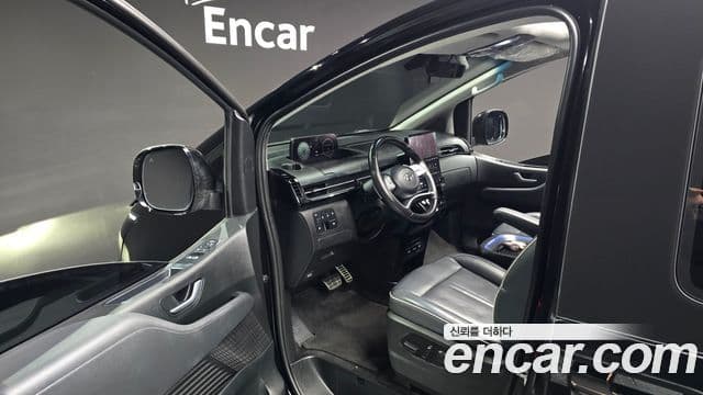 Hyundai Staria 2021 — Фото 11/20