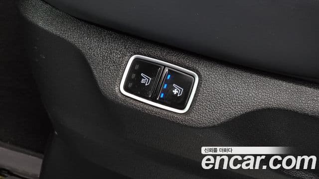 Hyundai Staria 2021 — Фото 18/20