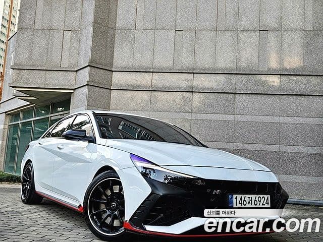 Hyundai The New Avante Hybrid 2022 — Photo 5/20