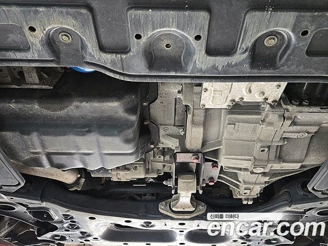 Hyundai The New Avante Hybrid 2022 — Photo 15/20