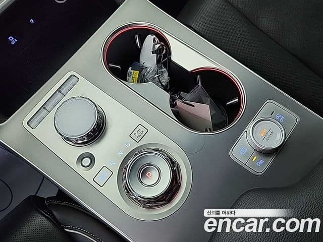 Genesis GV80 2024 — Photo 6/18
