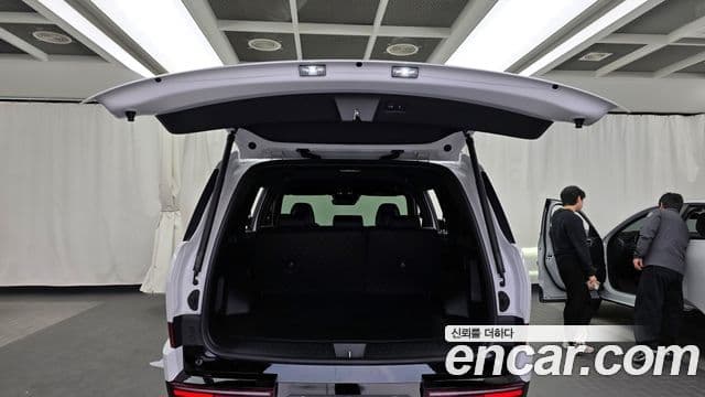 Hyundai Santa Fe 2023 — Фото 20/20