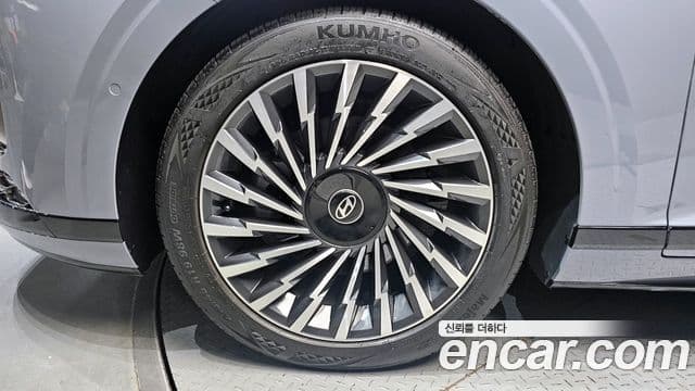 Hyundai Grandeur 2024 — ფოტო 5/20