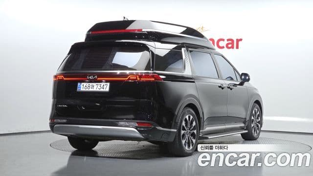 Kia Carnival 2022 — ფოტო 1/20