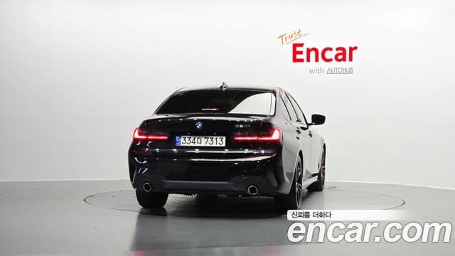 BMW 3 Series 2020 — ფოტო 4/20