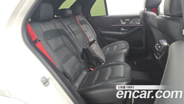 Mercedes-Benz GLE-Class 2021 — Şəkil 12/20
