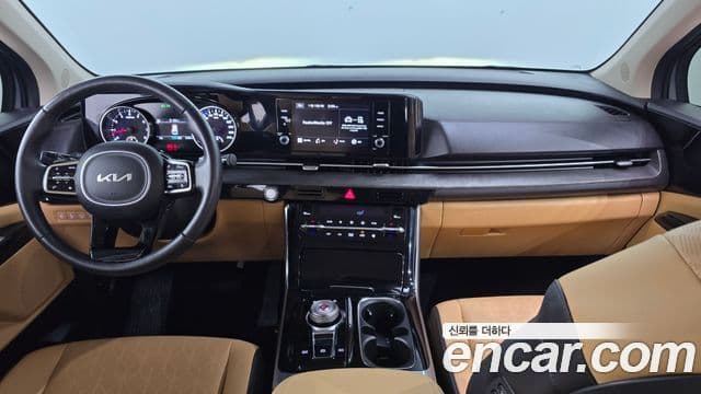 Kia Carnival 2023 — Şəkil 7/20