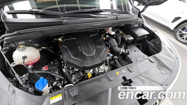 Kia Carnival 2022 — Photo 19/23