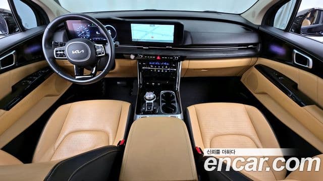 Kia Carnival 2022 — Photo 15/23