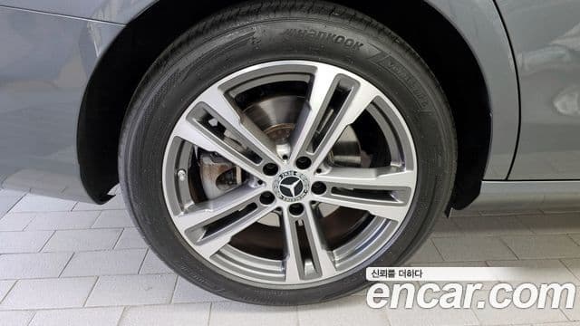 Mercedes-Benz E-Class 2022 — Şəkil 3/20