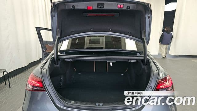Mercedes-Benz E-Class 2022 — Şəkil 20/20