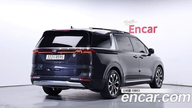 Kia Carnival 2020 — фото 2 из 20