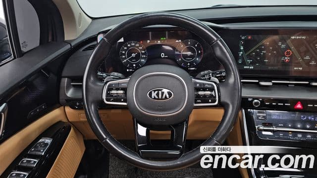Kia Carnival 2020 — ფოტო 13/20