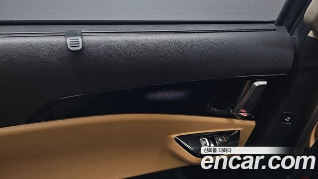 Kia Carnival 2020 — ფოტო 19/20