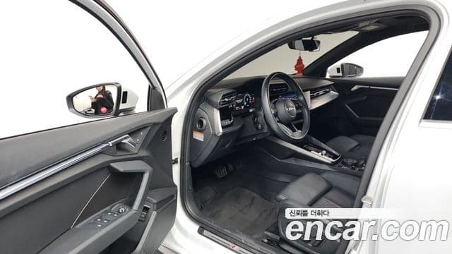 Audi A3 2023 — Şəkil 9/20