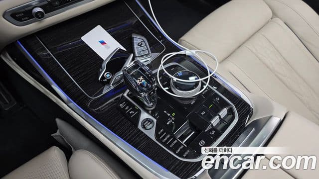BMW X7 2020 — Фото 9/20
