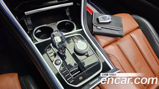 BMW 8 Series 2023 — ფოტო 9/20
