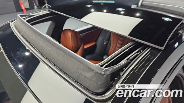 BMW 8 Series 2023 — ფოტო 17/20