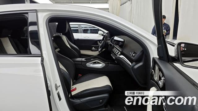 Mercedes-Benz GLE-Class 2022 — Şəkil 11/20