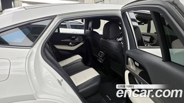 Mercedes-Benz GLE-Class 2022 — Şəkil 12/20